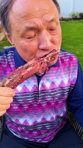 See how we cooked this in the previous video. We devoured this beautiful  hickory smoked prime rib with my sister's family. It was served with au  jus, horse radish, pickled ramps, pickled perilla ...