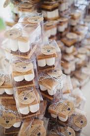 Nice 36 Amazing Fall Outdoor Wedding Ideas On A Budget Outdoor Fall Wedding Wedding Favors Fall Wedding Gift Favors