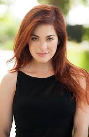 Känd från paranormal movie, bus driver, och killer eye: Who Is Olivia Alexander Dating Olivia Alexander Boyfriend Husband