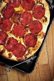 Try Something New Honey Drizzled Salami Pizza Http Www Foodiewithfamily Com Honey Drizzled Sala With Images Salami Pizza Honey Pizza Mushroom Pizza Recipes