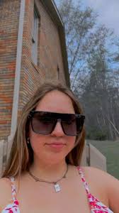 olivia frederick (@oliviamfrederick)