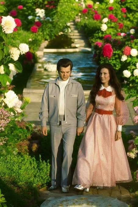 Conway Twitty and Loretta Lynn's love song