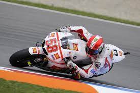 Buy for $30 at woot. Updated Marco Simoncelli Dies Due To Injuries Sustained In Crash During Malaysian Gp Race Cancelled Roadracing World Magazine Motorcycle Riding Racing Tech News
