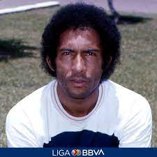 Liga BBVA MX - ¿Sabías Qué? 🧐 Evanivaldo Castro 'Cabinho' es el máximo goleador del futbol nacional y es el futbolista que más campeonatos de goleo individual tiene en la #LigaBBVAMX El