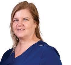 Elizabeth Strode's Instagram, Twitter & Facebook