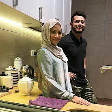 Adaptasi download drama episode 1 farah nabilah jumlah episode novel novel. Senarai Pelakon Titian Cinta Cerita Budak Sepet
