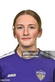 Jenifer Ryan's Instagram, Twitter & Facebook