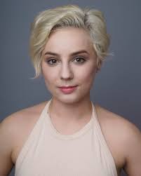 Kristina Bryan's Instagram, Twitter & Facebook