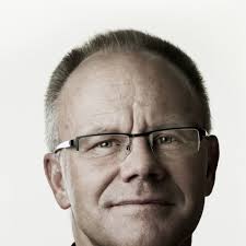 Svein andresen (født 1954 i hongkong) er en norsk økonom og generalsekretær i rådet for finansiell stabilitet (fsb) opprettet i 2009 av g20. Svein Andersen Professor Full Phd Bi Norwegian Business School Oslo Binbs Department Of Leadership And Organizational Behaviour 1