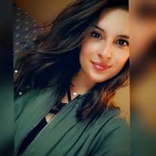 Nicole Hynes (@nicolee_183)