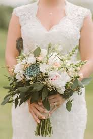 Rachel runs from her wedding and meets the friends in the coffee place. 25 Creative And Unique Succulent Wedding Bouquets Ideas Stylish Wedd Blog