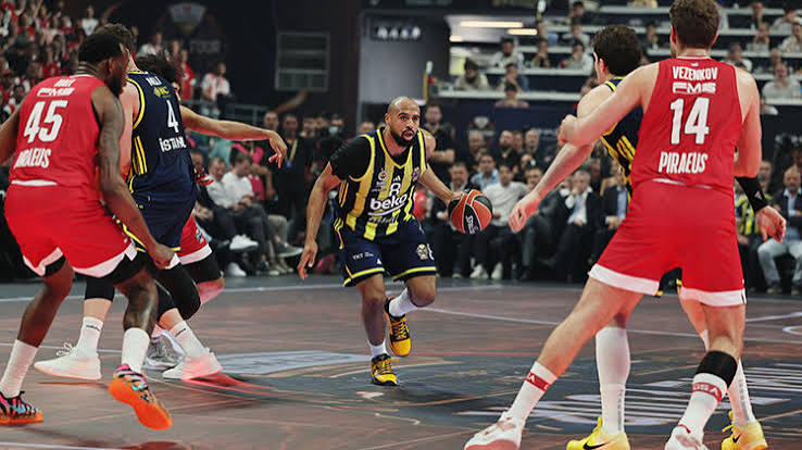 Fenerbahçe Beko Abu Dabi Yolcusu!