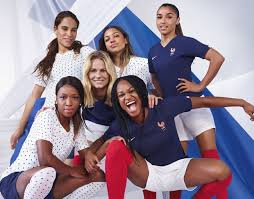 Encontre o produto que procura e pague em até 10x sem juros na loja oficial da nike. Console Comprimido Restricao Uniforme Feminino De Futebol Nike Localeconomycenters Org