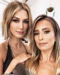 Delta goodrem stole the show with a performance at australian fashion week in sydney on thursday. 900 Delta Goodrem Ideas In 2021 Delta Celebs Celebrities
