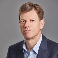 Amazon.com: Your Complete Guide to Factor-Based Investing: The Way Smart  Money Invests Today: 9780692783658: Berkin, Andrew L, Swedroe, Larry E:  Books