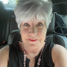 Looking for old classmates from Coral Gables