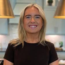 Amanda Mcglone's Instagram, Twitter & Facebook