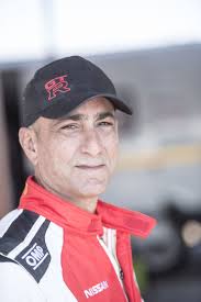 Nissan to support GT-R assault