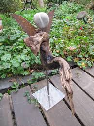 Die Tanzerin Scheint Sich Auszuruhen Weihnachtsdekoration Natur Gartendekor Kunst Aus Treibholz