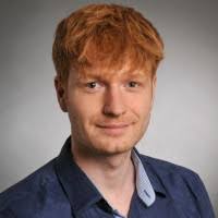 200+ perfiles de «Robakowski»