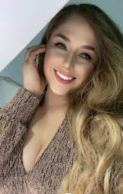 𝐐𝐮𝐞 𝐞𝐬𝐭á 𝐧𝐚𝐯𝐢𝐝𝐚𝐝 𝐬𝐞𝐚 𝐛𝐫𝐢𝐥𝐥𝐚𝐧𝐭𝐞, 𝐭𝐫𝐚𝐢𝐠𝐚  𝐀𝐥𝐞𝐠𝐫í𝐚,𝐚𝐦𝐨𝐫 𝐲 𝐞𝐧𝐜𝐢𝐞𝐧𝐝𝐚 𝐮𝐧 𝐀ñ𝐨 𝐍𝐮𝐞𝐯𝐨 𝐝𝐞  𝐥𝐮𝐳 𝐲 𝐞𝐬𝐩𝐞𝐫𝐚𝐧𝐳𝐚 𝐩𝐚𝐫𝐚 𝐭𝐢. 𝐋𝐞𝐬 𝐝𝐞𝐜𝐞𝐨 𝐦𝐮𝐲  𝐟𝐞𝐥𝐢𝐳 𝐍𝐚𝐯𝐢𝐝𝐚𝐝 𝐲 𝐮𝐧 ...