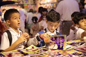 Kalimat langsung ditandai dengan pemakaian tanda petik (.). Publishing In The Uae An Insider S Perspective