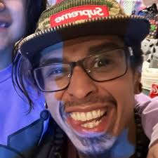 veronica vilchis (@mikalove90)