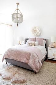 However, small ideas can completely alter the look of the room, such as buying a new bed, shelves if you are decorating feminine bedroom, you should take care to use soft colors and materials, to. Lovely Feminine Bedroom Page 5 Line 17qq Com
