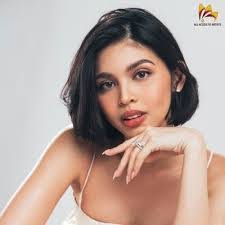 Cecil Castro's Instagram, Twitter & Facebook