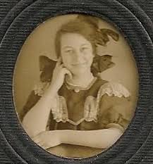 Gratton Family History: Last Name Origin & Meaning