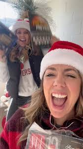 Karen Levan's Instagram, Twitter & Facebook