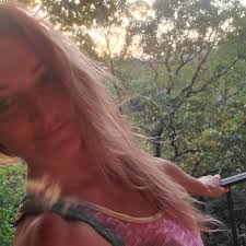 Commie Fighter (@Crystal__Monroe)