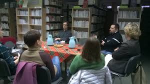 Rebecca hall w filmie „dom nocny, w kinach od 20 sierpnia Olga Tokarczuk Dom Dzienny Dom Nocny