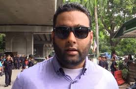 Antara kemewahan yang dimiliki datuk seri vida adalah 14 buah rumah, barang kemas dan aksesori wanita bernilai jutaan ringgit, malahan klip video lagu i am me sahaja bernilai lebih rm1juta! Moha Must Take Action On Datuk Seri And Datuk