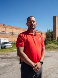 How a Rocket Mortgage executive is trying to save Flint Beecher school