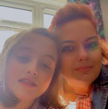 Hello all, I'm seeking a reliable bakery where I can order a cake for an  anniversary