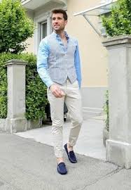 De tous les vêtements, le pantalon large ou étroit, taille haute ou basse, quel que soit votre style, il revient à. Hozzaszokni Erzekelheto Kiprobal Chino Beige Chemise Blanche Scouts388 Com