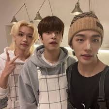 Mar🐶 (@Seungxminnx)