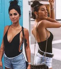 Giulia de lellis (roma, 15 gennaio 1996) è un personaggio televisivo italiano.è nota anche per aver scritto con stella pulpo il libro le corna stanno bene su tutto. 39 Giulia De Lellis Ideas Fashion Outfits Strapless Dress Formal