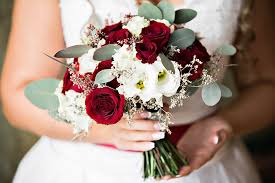 Für ihre traumhochzeit haben sie und ihr partner sich etwas ganz besonderes verdient, denn dieser tag soll ihnen und ihren hochzeitsgästen noch lange in schöner erinnerung bleiben. Hochzeit Blumen Und Dekoration Ideen Fur Ihre Hochzeit