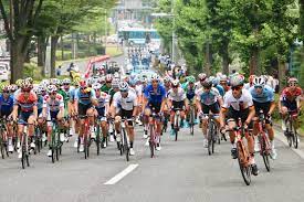 東京2020オリンピック自転車競技ロードレースが、 7月24日（土）に男子、 25日（日）に女子が開催される。自転車競技ロードレースは、 公道で実施する競技であり、 大会当日は静岡県内で大規模な交通規制が行われる予定. æ±äº¬2020è‡ªè»¢è»Šãƒ­ãƒ¼ãƒ‰ãƒ¬ãƒ¼ã‚¹ã«ä¼´ã„äº¤é€šè¦åˆ¶ãŒå®Ÿæ–½ ãƒ©ã‚¤ãƒ–ä¸­ç¶™ã®è¦–è´æ–¹æ³•ã¯ å¤šæ'©ãƒãƒ³