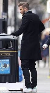 Harper Beckham Plays Hide And Seek As Dad David Pays For Parking David Beckham Style Harper Beckham David Beckham