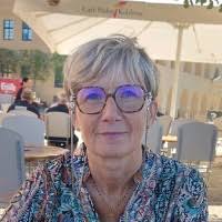 200+ Profile mit dem Suchbegriff „Bertrand“