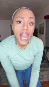 Amber Marlene's Instagram, Twitter & Facebook