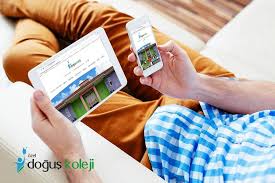 Reklam Ajansi Panosundaki Pin