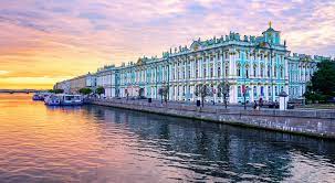 Entdecken sie die vielfalt und den reichtum der architektur von sankt petersburg aus einer ungewöhnlichen perspektive. Moskau Und St Petersburg Stadtereise Mit Dem Schnellzug