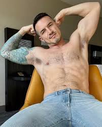 Porn Star Tea: Derek Kage – Andrew Christian Retail