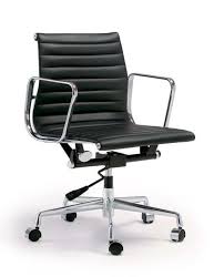 Lecorbusier Bauhaus Movement Famous Design And Architecture Bauhaus Design Architecture Moderne Burostuhle Mobile Mobel Bauhaus