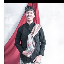 Budaya lombok memiliki kekhasan dan keunikan tersendiri contohnya adalah busana atau pakaian adat sasak lombok. Baju Adat Lombok Pria Shopee Indonesia