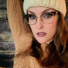 Happy International Women's Day!👏🎉 Celebrating our leading lady Jeanette  and all of the wonderful women